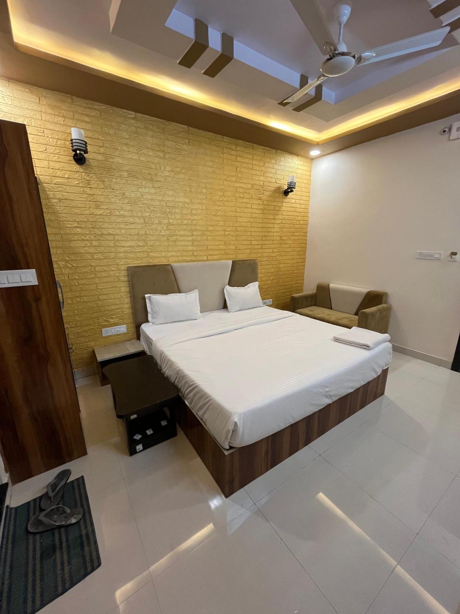 Hotel Rahat Jhalawar ภายนอก รูปภาพ